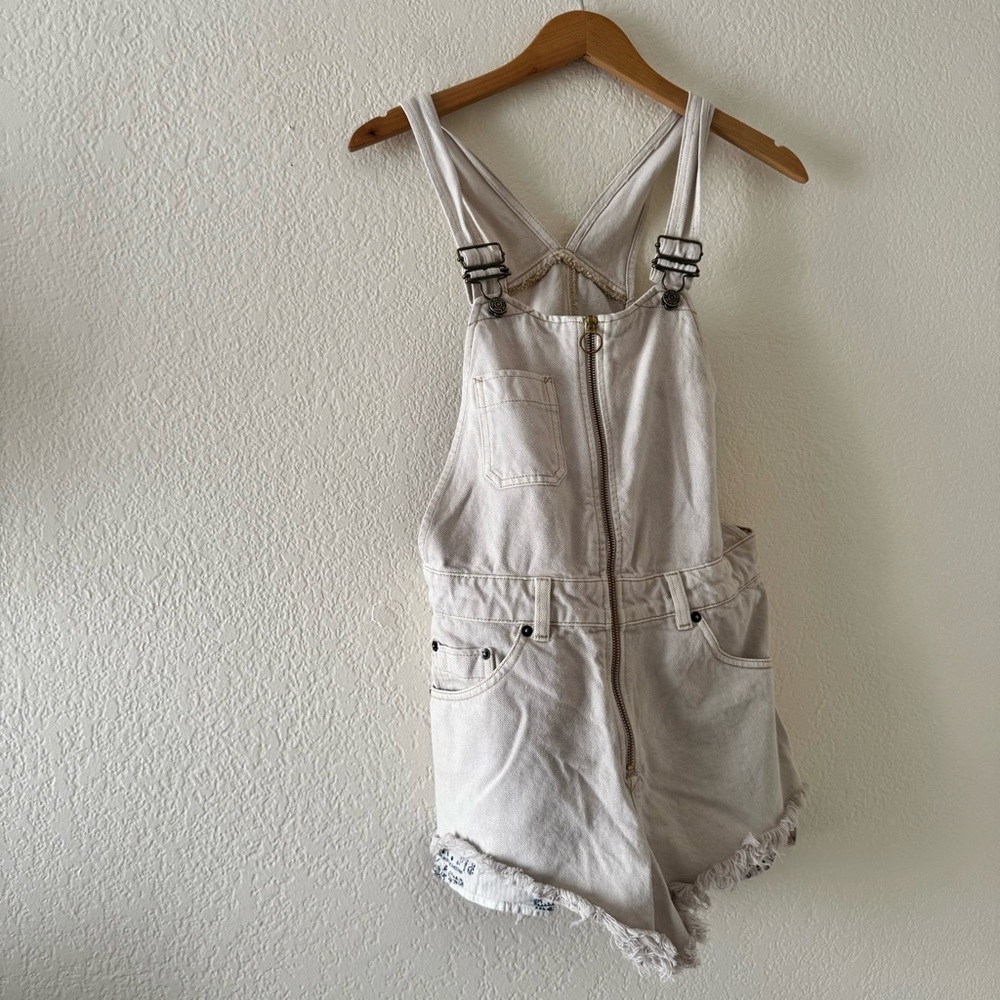 FREE PEOPLE Sunkissed Shortall Denim Jean Overalls Size 2 - Picture 4 of 6
